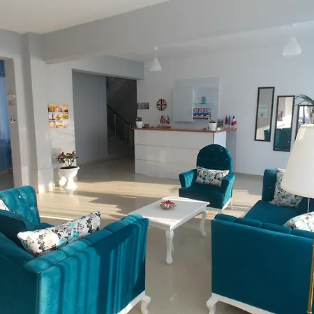 Ocean Hotel 2*